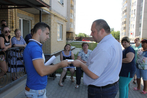 Активисты ОНФ добиваются нормализации водоснабжения домов в Новой Усмани Активисты ОНФ добиваются нормализации водоснабжения домов в Новой Усмани