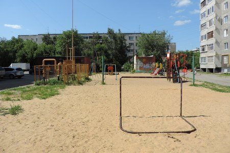 Активисты ОНФ оценили качество благоустройства дворовых территорий в Кургане Активисты ОНФ оценили качество благоустройства дворовых территорий в Кургане