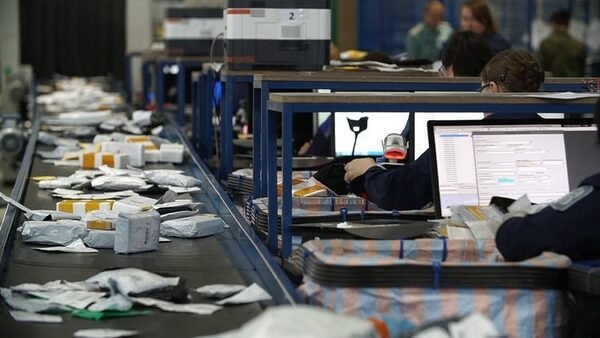 Стоимость заграничных товаров в посылках, прибывающих в Новосибирск, не превышает 500 евро Стоимость заграничных товаров в посылках, прибывающих в Новосибирск, не превышает 500 евро