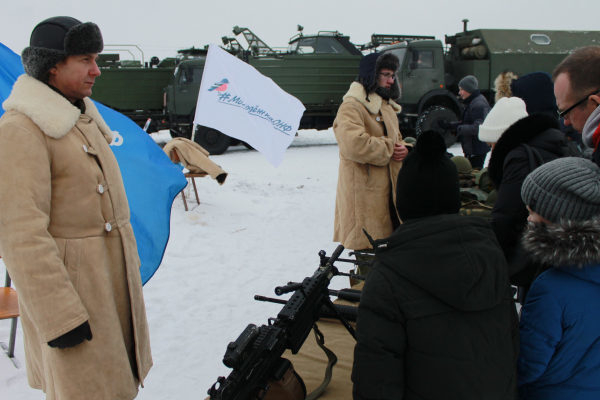 Волгоградская команда «Молодежки ОНФ» присоединилась к всероссийской акции «Случайный вальс» Волгоградская команда «Молодежки ОНФ» присоединилась к всероссийской акции «Случайный вальс»