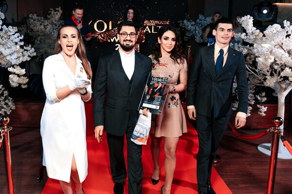 #BLOGGMAGAZINE выбрал Глянцевого Доктора Года 2019! Главный титул получил популярный хирург - Вардан Хачатрян! #BLOGGMAGAZINE выбрал Глянцевого Доктора Года 2019! Главный титул получил популярный хирург - Вардан Хачатрян!