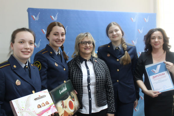 Вологодские активисты ОНФ подвели итоги конкурса снежных фигур Вологодские активисты ОНФ подвели итоги конкурса снежных фигур