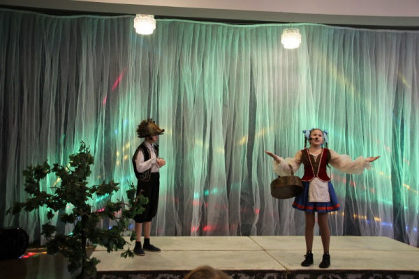 В рамках проекта ОНФ «Равные возможности – детям» в театре оперы и балета Республики Коми впервые прошел инклюзивный спектакль В рамках проекта ОНФ «Равные возможности – детям» в театре оперы и балета Республики Коми впервые прошел инклюзивный спектакль