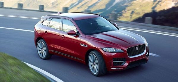 Jaguar F-Pace с преимуществом до 450 000 рублей Jaguar F-Pace с преимуществом до 450 000 рублей