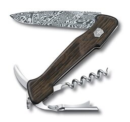 Коллекционный нож сомелье для ценителей прекрасного: новое лимитированное издание Wine Master Damast от Victorinox Коллекционный нож сомелье для ценителей прекрасного: новое лимитированное издание Wine Master Damast от Victorinox