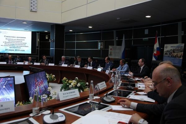 Сохранность имущества предприятий промышленности и прав на объекты интеллектуальной собственности обсудили на форуме «Армия-2019» Сохранность имущества предприятий промышленности и прав на объекты интеллектуальной собственности обсудили на форуме «Армия-2019»