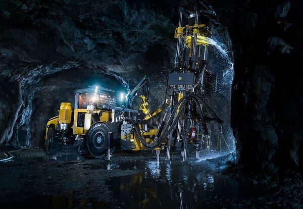 Современные технологии Epiroc в работе на рудниках Кольской горно-металлургической компании Современные технологии Epiroc в работе на рудниках Кольской горно-металлургической компании