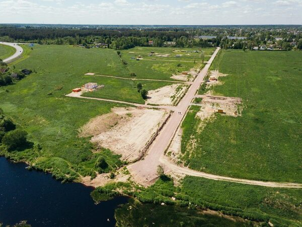 В посёлках компании «ФАКТ. Коттеджные посёлки» строятся дороги, заборы и пожарные водоёмы В посёлках компании «ФАКТ. Коттеджные посёлки» строятся дороги, заборы и пожарные водоёмы