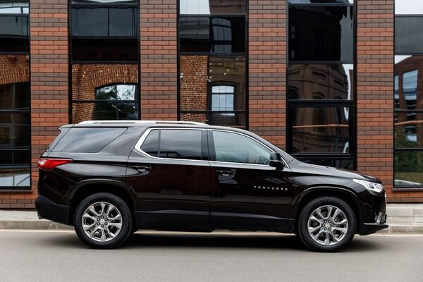 Одна из версий Chevrolet Traverse уходит с российского рынка Одна из версий Chevrolet Traverse уходит с российского рынка