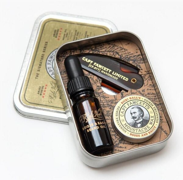 Фирменная винтажная упаковка в подарок к каждому заказу на REBELSTORE! Фирменная винтажная упаковка в подарок к каждому заказу на REBELSTORE!