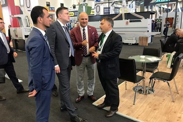 Кировская делегация находится с рабочим визитом в Турецкой Республике Кировская делегация находится с рабочим визитом в Турецкой Республике