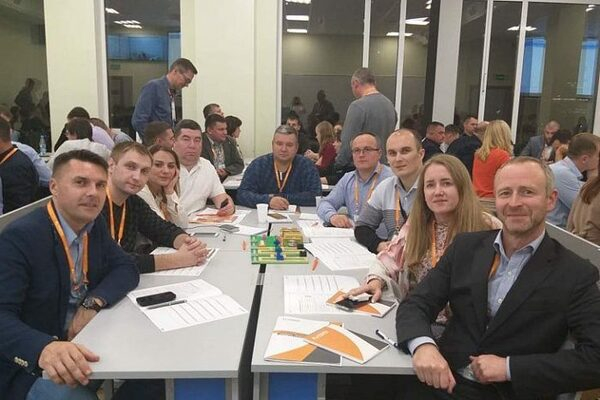 Сотрудники промпредприятий Кировской области обучаются по программе «Лидеры производительности» Сотрудники промпредприятий Кировской области обучаются по программе «Лидеры производительности»