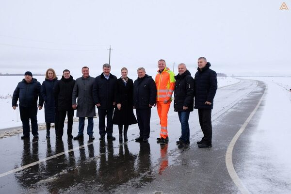 В Октябрьском районе построили две автомобильные дороги В Октябрьском районе построили две автомобильные дороги
