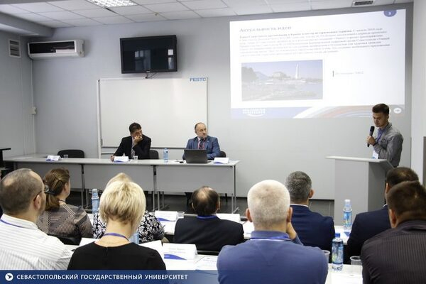 В СевГУ прошел полуфинальный отбор инновационных проектов по программе «УМНИК» В СевГУ прошел полуфинальный отбор инновационных проектов по программе «УМНИК»