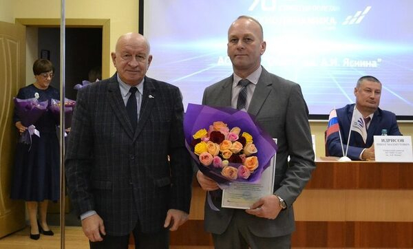 СоюзМаш поздравил коллектив АО «НПП «Старт» имени А.И. Яскина» с юбилеем СоюзМаш поздравил коллектив АО «НПП «Старт» имени А.И. Яскина» с юбилеем