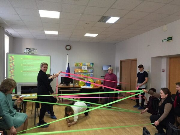 Педагоги Пскова и Калуги на практике изучали игрушки для детских садов Педагоги Пскова и Калуги на практике изучали игрушки для детских садов