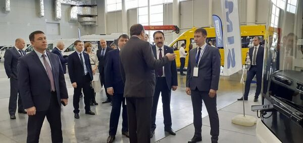 Презентация автобуса LOTOS на расширенном совещании Министерства транспорта и дорожного хозяйства Республики Татарстан Презентация автобуса LOTOS на расширенном совещании Министерства транспорта и дорожного хозяйства Республики Татарстан