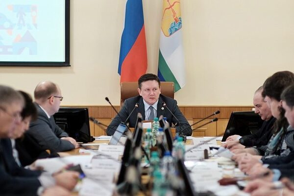 В областном правительстве утвердили мероприятия по обеспечению безопасности на дорогах в 2020 году В областном правительстве утвердили мероприятия по обеспечению безопасности на дорогах в 2020 году