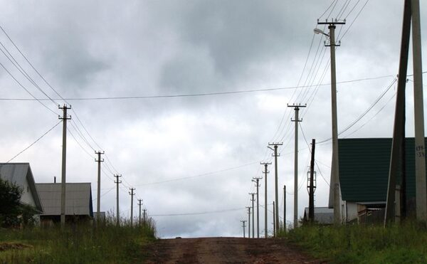 Удмуртэнерго делает улицы населенных пунктов республики светлее Удмуртэнерго делает улицы населенных пунктов республики светлее