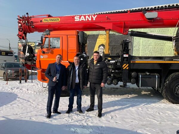 Компания «Палфингер Сани Крэйнз» представила 30-тонный автокран на конференции «Сибирские дороги» Компания «Палфингер Сани Крэйнз» представила 30-тонный автокран на конференции «Сибирские дороги»