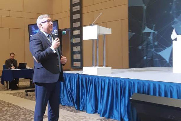 АРФП: Развитие отечественной фармацевтической промышленности – залог здоровья и безопасности россиян АРФП: Развитие отечественной фармацевтической промышленности – залог здоровья и безопасности россиян