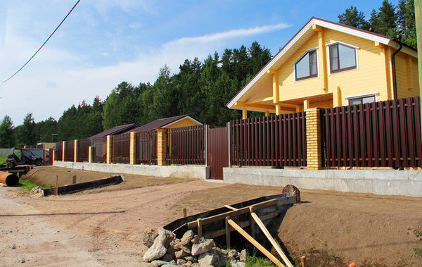 Загородный рынок февраля: последний месяц без заразы и дом с участком за 1,5 млн рублей Загородный рынок февраля: последний месяц без заразы и дом с участком за 1,5 млн рублей