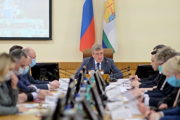 Гражданам, вернувшимся в Кировскую область из эпиднеблагополучных регионов, рекомендовано уходить на 2-недельный карантин Гражданам, вернувшимся в Кировскую область из эпиднеблагополучных регионов, рекомендовано уходить на 2-недельный карантин