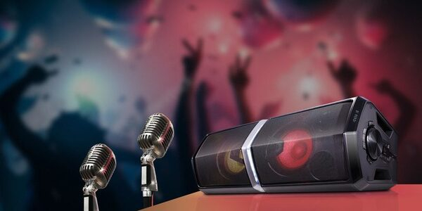 Вынужденно находитесь дома? Используйте это время, чтобы исполнить свою мечту – начните петь! Вынужденно находитесь дома? Используйте это время, чтобы исполнить свою мечту – начните петь!