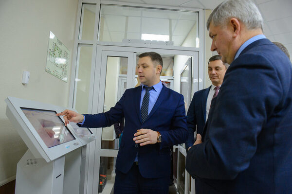 NEURONIQ встречает посетителей центра «Мой Бизнес» NEURONIQ встречает посетителей центра «Мой Бизнес»