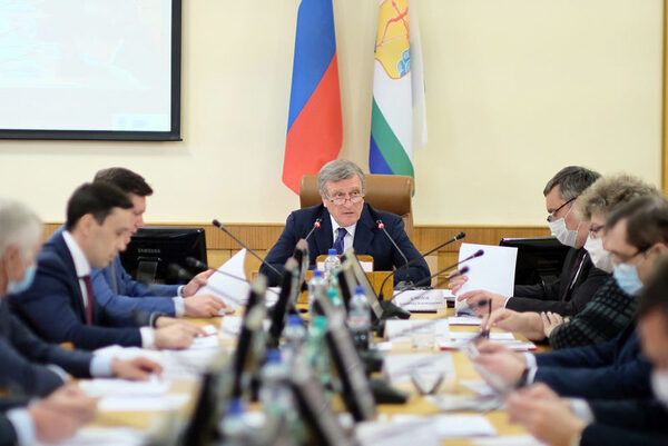 В Кировской области вводятся послабления для работы парикмахерских и салонов красоты при условии строгого соблюдения санитарных норм В Кировской области вводятся послабления для работы парикмахерских и салонов красоты при условии строгого соблюдения санитарных норм