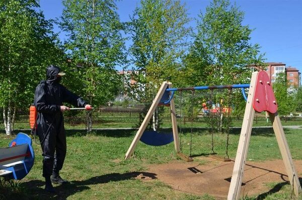 Военнослужащие Лесновского полка Уральского округа Росгвардии оказывают помощь городу в санитарной обработке территории ЗАТО Военнослужащие Лесновского полка Уральского округа Росгвардии оказывают помощь городу в санитарной обработке территории ЗАТО