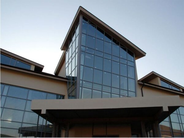 Светопрозрачные конструкции из алюминиевого профиля производства АО «Алютек» Светопрозрачные конструкции из алюминиевого профиля производства АО «Алютек»