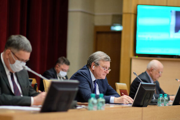 Депутаты ОЗС рассмотрели итоги исполнения областного бюджета за 2019 год Депутаты ОЗС рассмотрели итоги исполнения областного бюджета за 2019 год