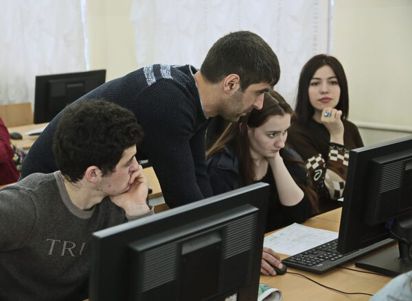 На базе КБГУ открывается ИКТ Академия Huawei + ITV Group На базе КБГУ открывается ИКТ Академия Huawei + ITV Group