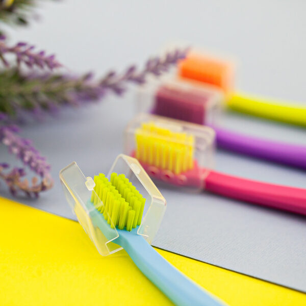 Зубные щетки для чистки брекетов Revyline SM6000 Ortho появились в Красноярске Зубные щетки для чистки брекетов Revyline SM6000 Ortho появились в Красноярске