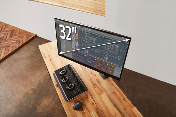 Новый монитор 32” 4K UltraFine Display Ergo в России представляет новейшее видение современной эргономики и уровня производительности Новый монитор 32” 4K UltraFine Display Ergo в России представляет новейшее видение современной эргономики и уровня производительности