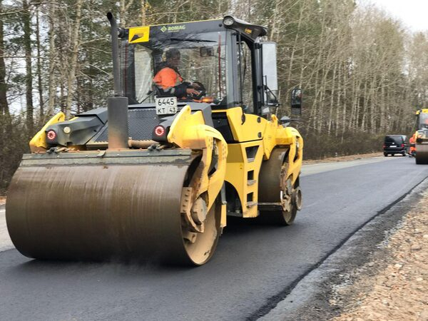 В Кировской области работы дорожного нацпроекта завершены на 93% В Кировской области работы дорожного нацпроекта завершены на 93%