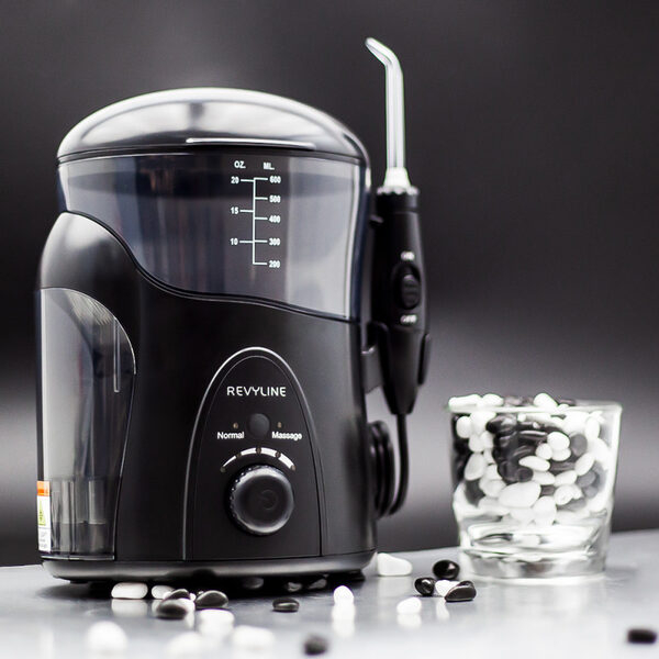 Ирригатор Revyline RL 500 Black в Уфе для всей семьи на каждый день Ирригатор Revyline RL 500 Black в Уфе для всей семьи на каждый день