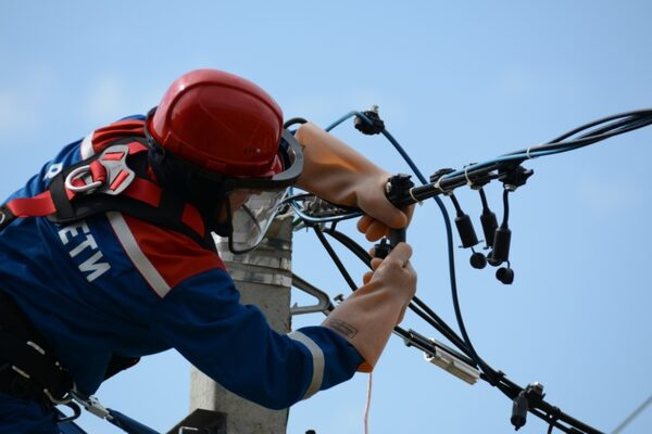 Электроснабжение потребителей Дзержинского района восстановлено Электроснабжение потребителей Дзержинского района восстановлено