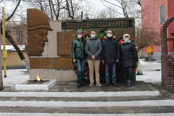 На Воронежском тепловозоремонтном заводе почтили память павших защитников На Воронежском тепловозоремонтном заводе почтили память павших защитников