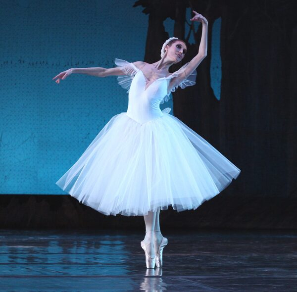 Группа Родина: Светлана Захарова присоединилась к команде звездных архитекторов RDD Группа Родина: Светлана Захарова присоединилась к команде звездных архитекторов RDD