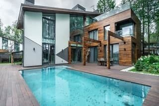 Загородный deluxe остался без премьер Загородный deluxe остался без премьер