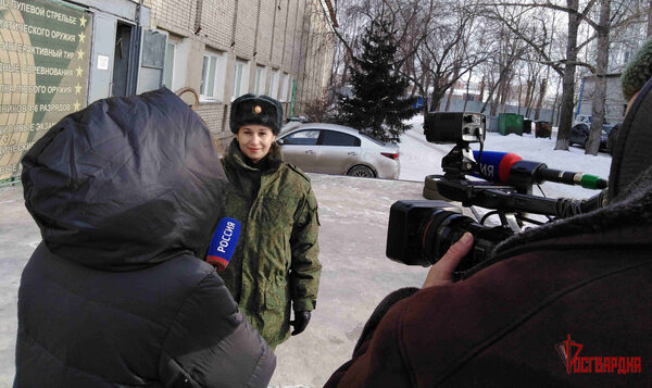 В Зауралье проходит акция Росгвардии «Женщины в погонах» В Зауралье проходит акция Росгвардии «Женщины в погонах»