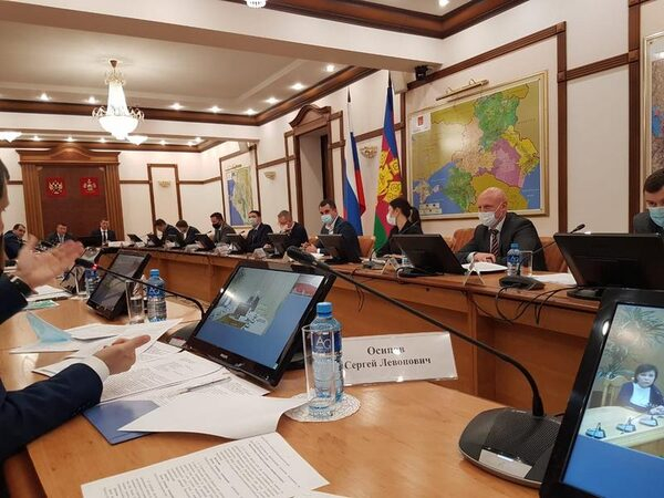 В Краснодаре состоялось установочное совещание оргкомитета по реализации эксперимента по созданию ЕИР В Краснодаре состоялось установочное совещание оргкомитета по реализации эксперимента по созданию ЕИР