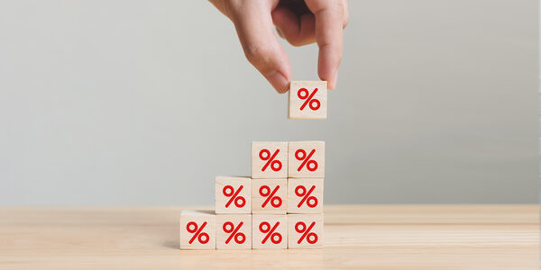 Россельхозбанк повышает ставки по вкладам для розничных клиентов Россельхозбанк повышает ставки по вкладам для розничных клиентов