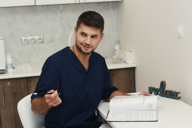 Владимир Яременко дал рекомендации, как сохранить здоровый позвоночник Владимир Яременко дал рекомендации, как сохранить здоровый позвоночник