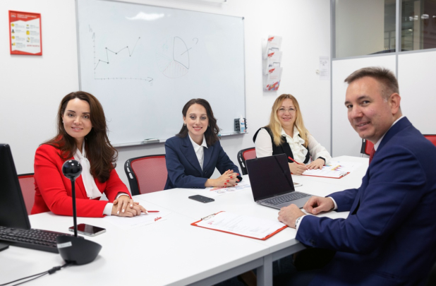 Приглашаем на вебинары БФТ в сентябре: теория и практика цифровой трансформации Приглашаем на вебинары БФТ в сентябре: теория и практика цифровой трансформации