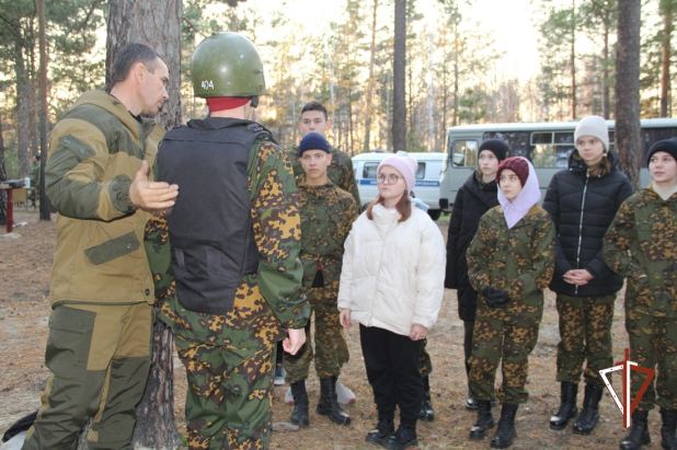 Бойцы и ветераны тюменского ОМОН организовали для кадет Росгвардии тактико-учебные занятия Бойцы и ветераны тюменского ОМОН организовали для кадет Росгвардии тактико-учебные занятия