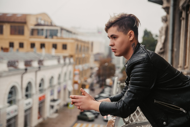 Андрей Волконский: как правильно одеться, чтобы хорошо получиться на фото в паспорте Андрей Волконский: как правильно одеться, чтобы хорошо получиться на фото в паспорте