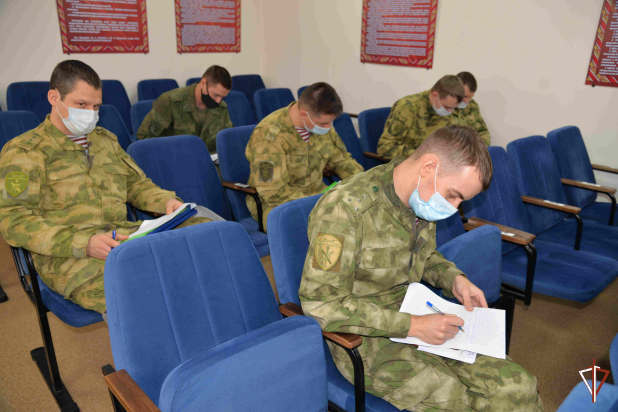 В подразделениях Управления Росгвардии по Курганской области завершилась итоговая проверка за 2021 год В подразделениях Управления Росгвардии по Курганской области завершилась итоговая проверка за 2021 год